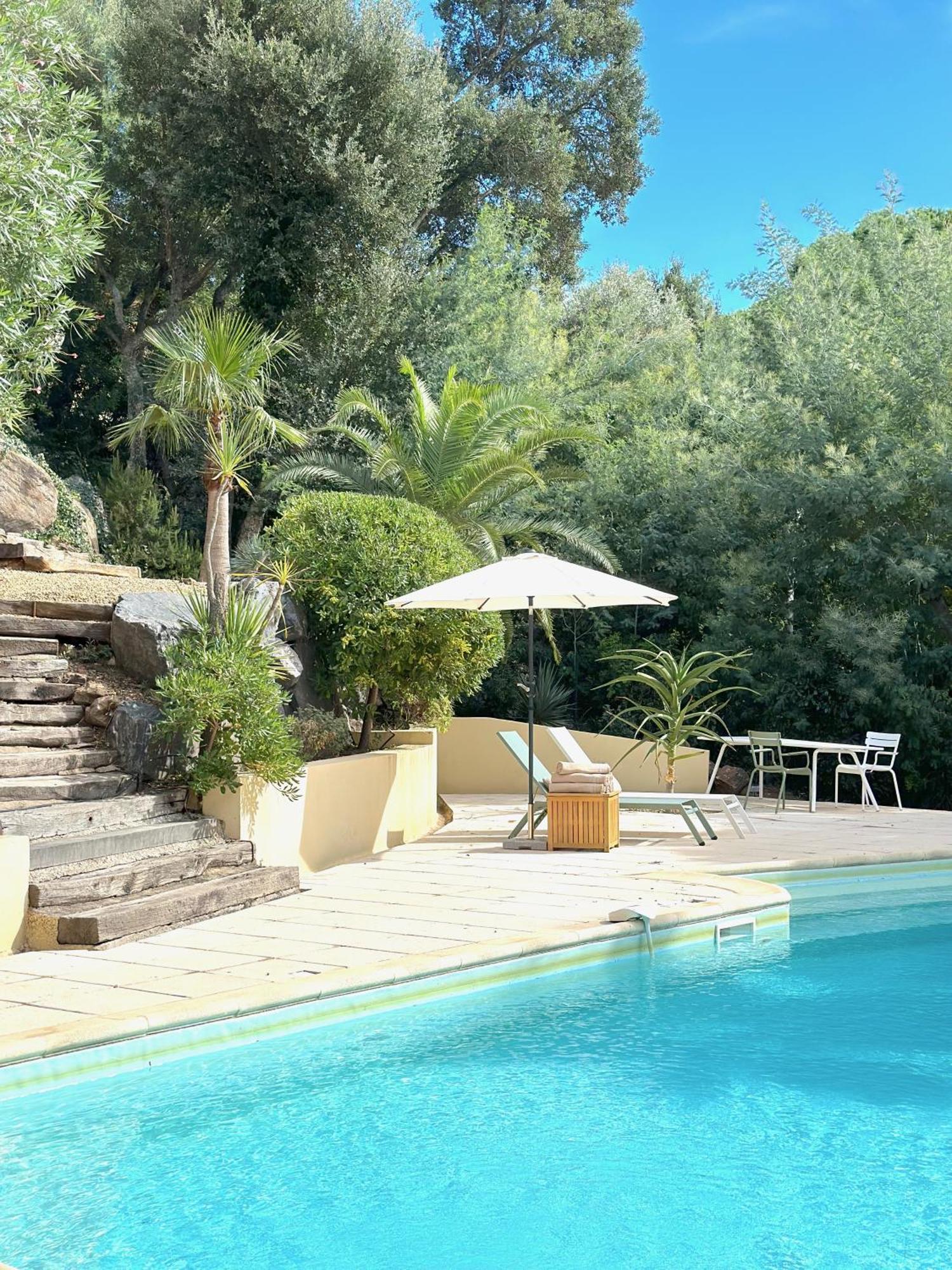 Villa Boca A Gigaro - Avec Vue Et Piscine Chauffee La Croix-Valmer Luaran gambar