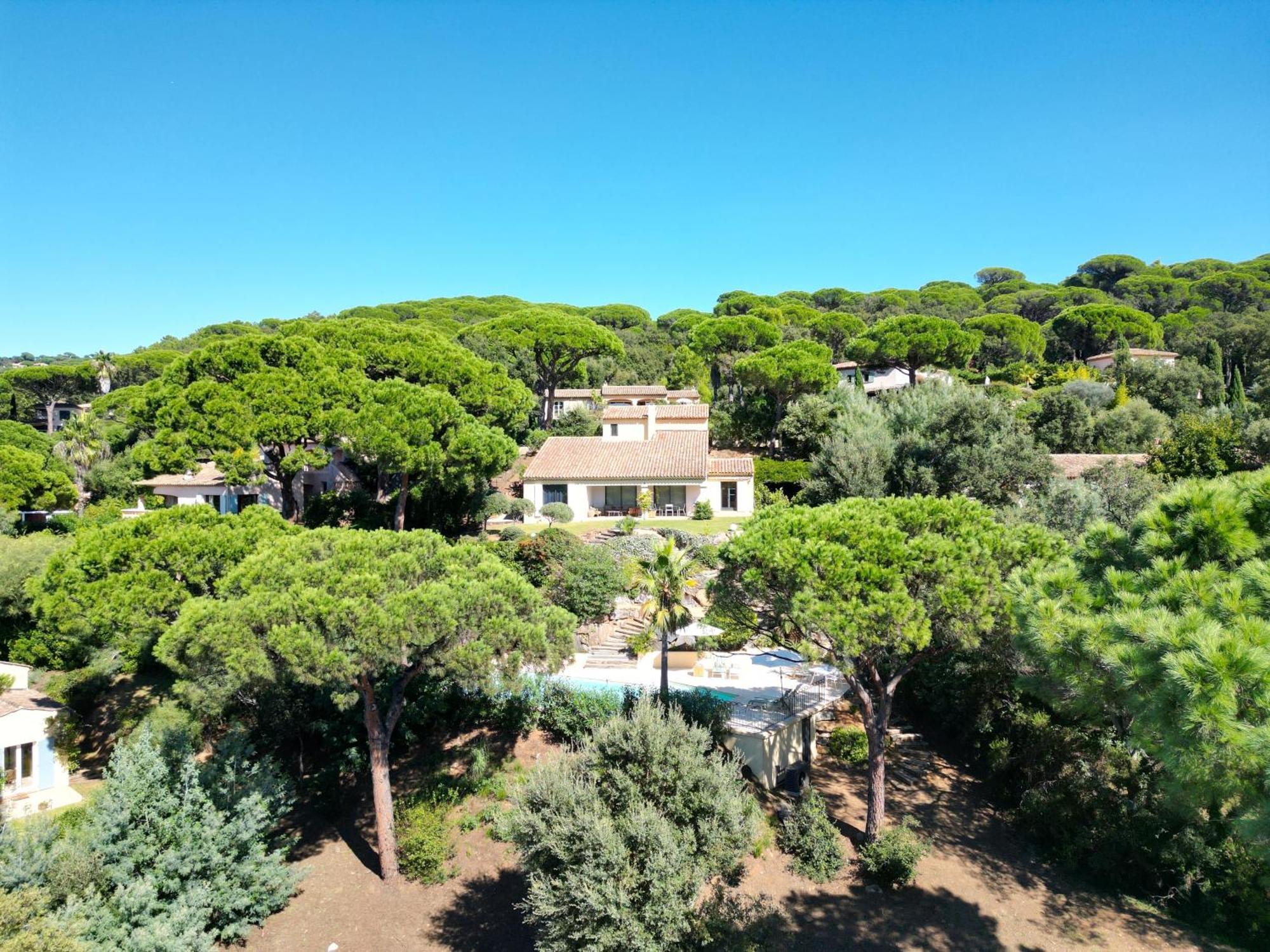 Villa Boca A Gigaro - Avec Vue Et Piscine Chauffee La Croix-Valmer Luaran gambar