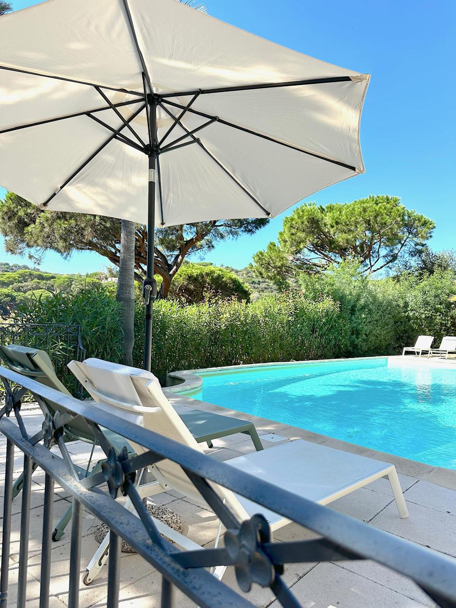 Villa Boca A Gigaro - Avec Vue Et Piscine Chauffee La Croix-Valmer Luaran gambar