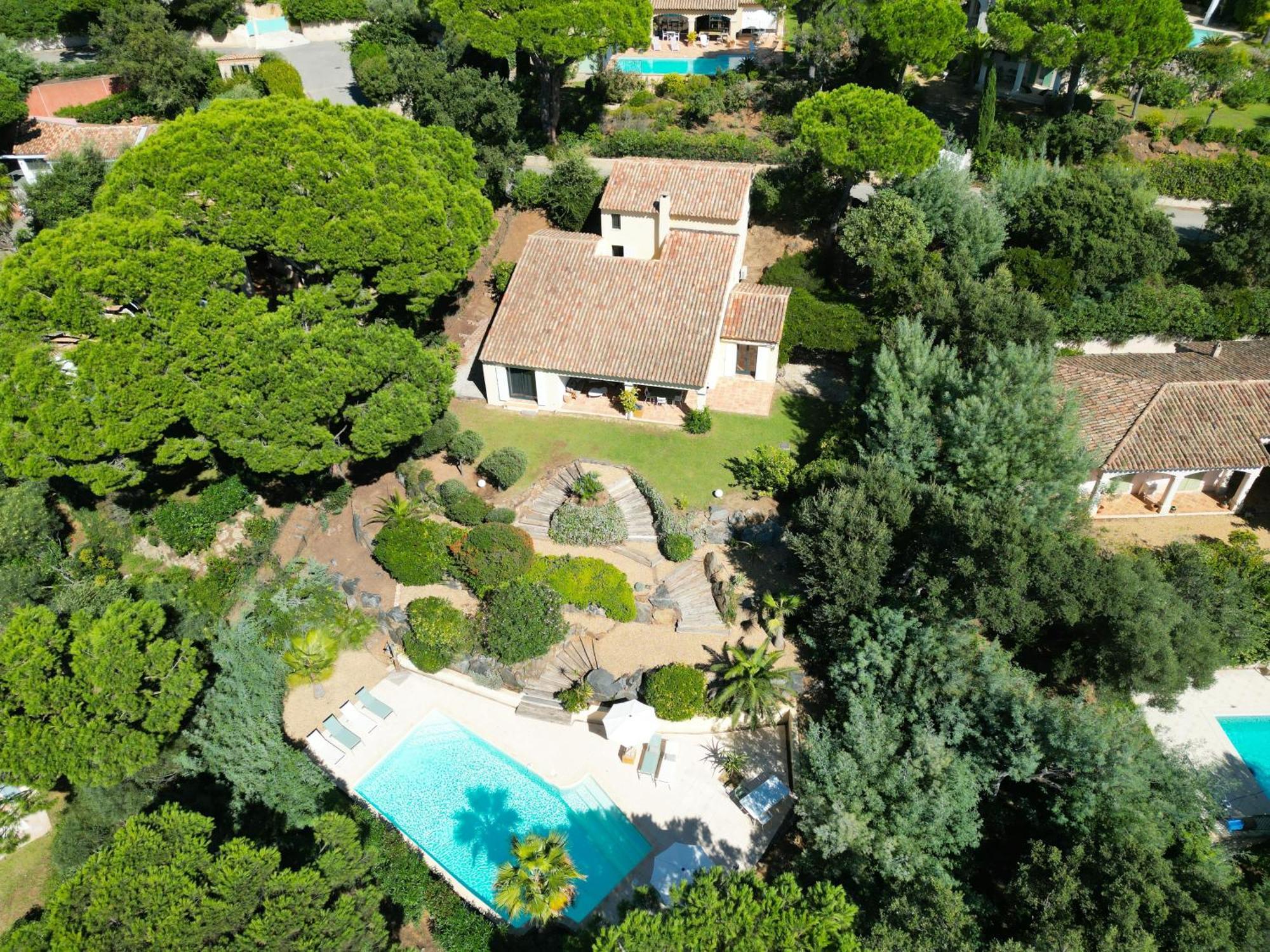 Villa Boca A Gigaro - Avec Vue Et Piscine Chauffee La Croix-Valmer Luaran gambar